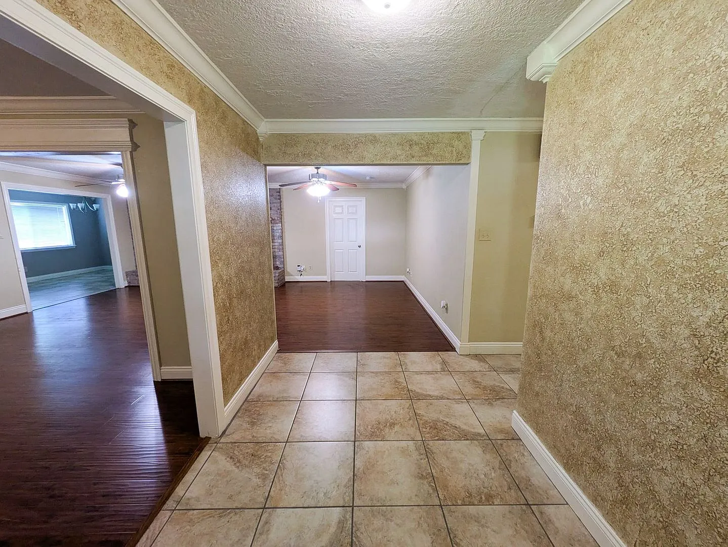**M-I Special: $200 off 1st Mo.** 790 Norwood Dr., Beaumont, TX 77706 — Photo 2