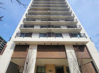 5855 N Sheridan Rd APT 6E, Chicago, IL 60660
