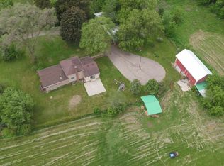 28444 N Lake Dr, Waterford, WI 53185