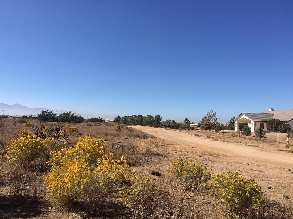 1st image of Meadowlark Ave