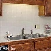 3rd image of 601 Whitestone Ave