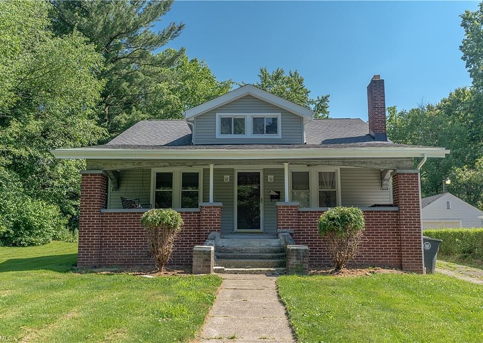 1st image of 1534 Stadelman Ave