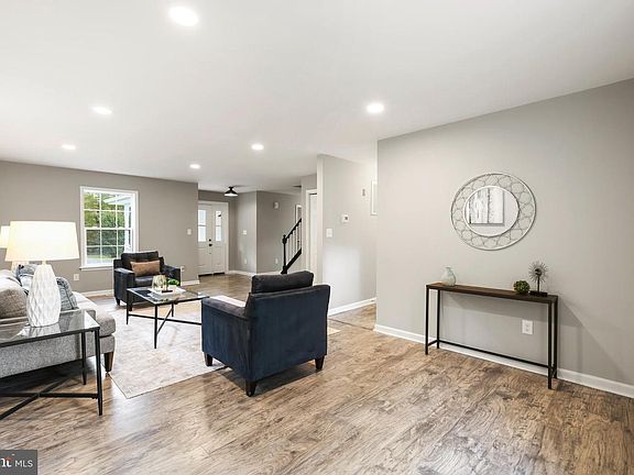 5th image of 20919 Aster Dr
