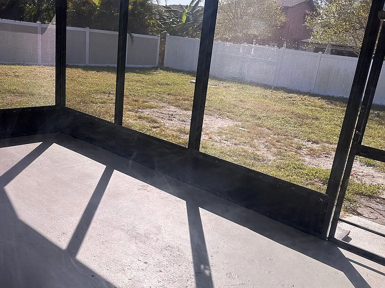 1306 SW 43rd Ln — Photo 10