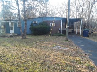 377 Stonegate Dr, Burnside, KY 42519