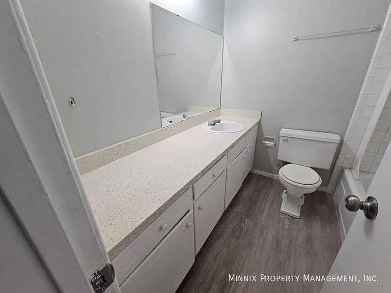 1704 Yonkers St #B — Photo 16