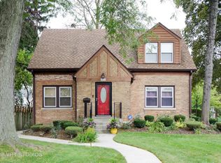 6856 N Kenton Ave, Lincolnwood, IL