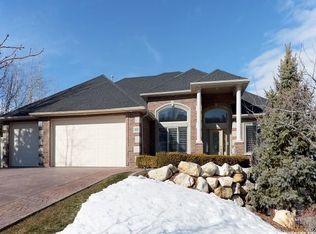 3252 S Sunset Hollow Dr, Bountiful, UT 84010