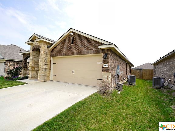 3rd image of 8527 Stonehollow Dr
