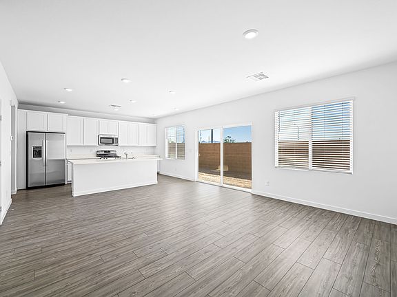 3 web or mls Lennar 2647 Marlette Ave 3