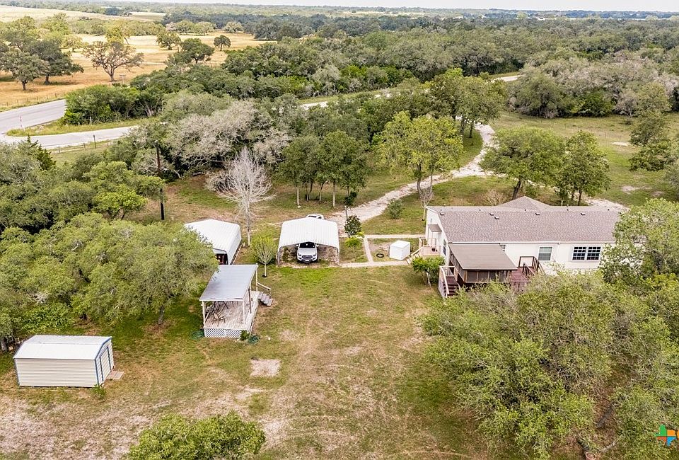 53 Weise Rd, Yorktown, TX 78164 | Zillow