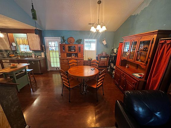 5th image of 8572 Bentwood Dr
