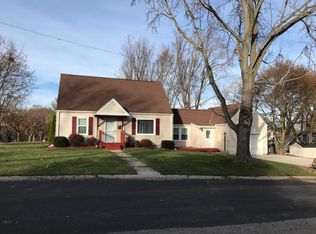 N85W16516 Dardis Pl, Menomonee Falls, WI 53051