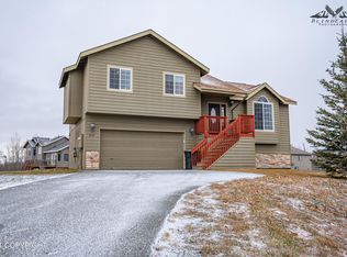 9394 E Spring Creek Cir, Palmer, AK 99645