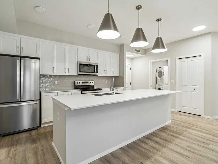 140 Mahogany St S #106 — Photo 5