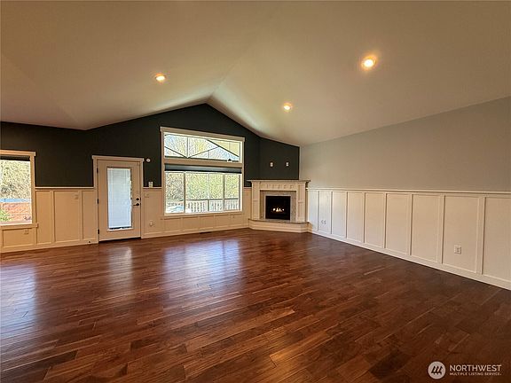 5th image of 2927 Fenmoor Lane SE