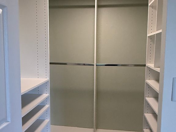 4th image of 800 N Pearl St APT 611