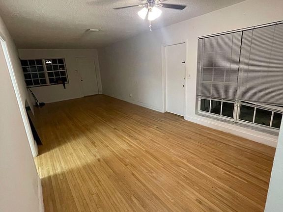 Family & Dining Rm