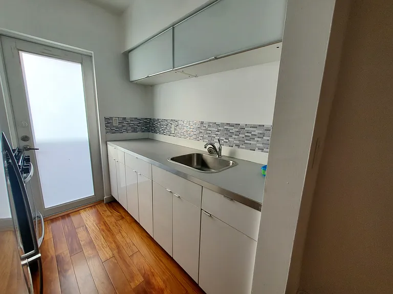 1235 Euclid Ave #12 — Photo 1