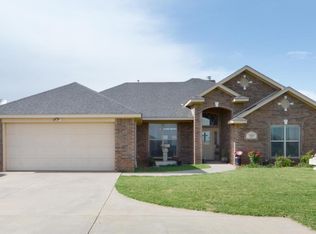 7900 Raburn Ln, Canyon, TX 79015