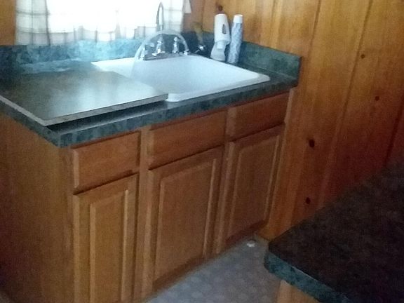 3rd image of 4802 Glenwood Dr
