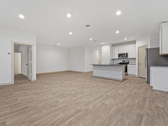 4th image of 7814 Brumbly Ln