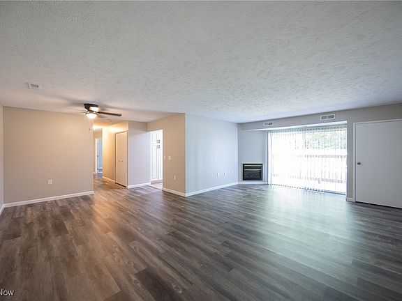2nd image of 10391 Glenway Dr APT 102