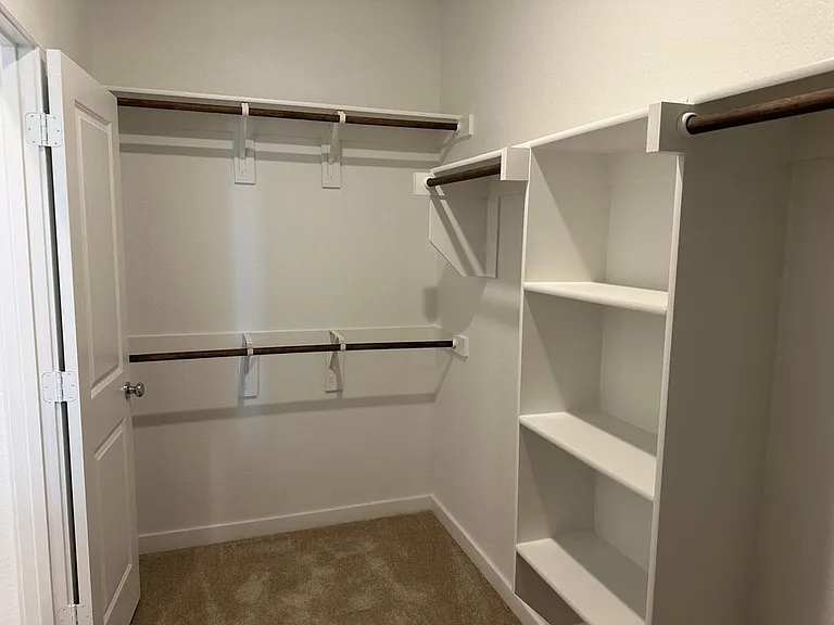 1842 White Ash Way — Photo 22