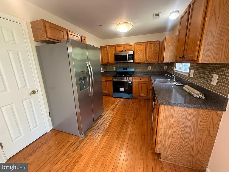 4805 Springmaid Ln — Photo 9