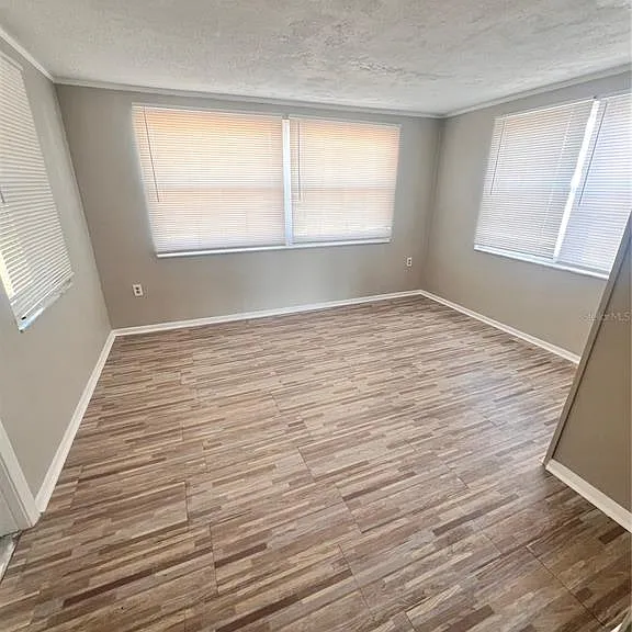 9910 Lake Chrise Ln — Photo 9