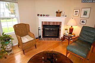 5th image of 30613 Cambridge Dr #21
