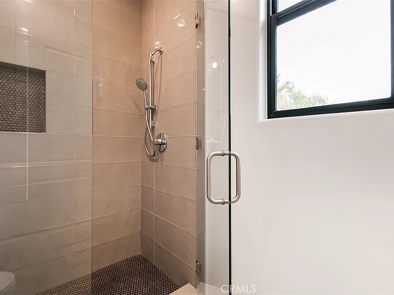 5017 Hesperia Ave — Photo 39
