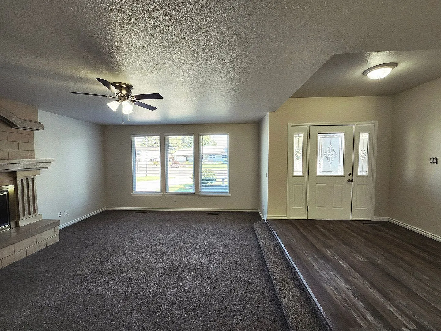 Beautiful Tri Level Home w/RV or Trailer Parking! — Photo 4