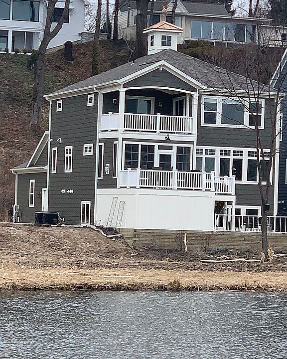 2nd image of 84 Grand Blvd