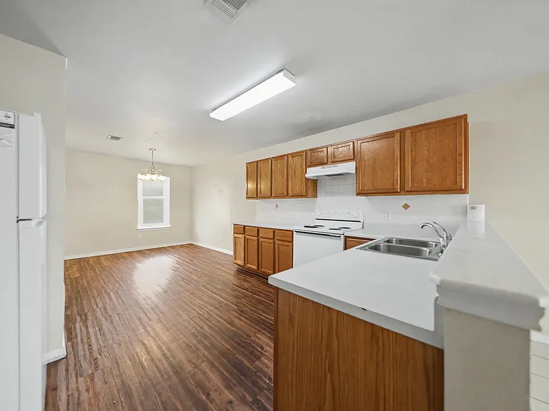 2307 Terrace Dr, Killeen — Photo 12