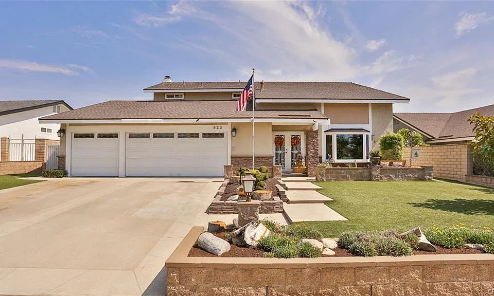 923 Brandywine Ln