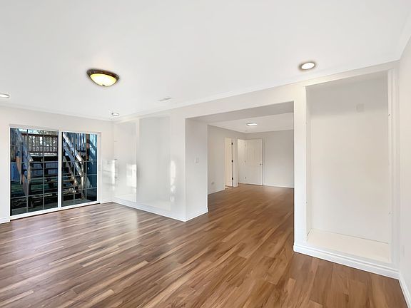3rd image of 3205 NE 3rd Ave #4