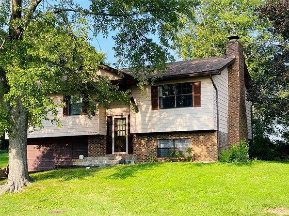 507 Franklin Ave, Troy, IL 62294