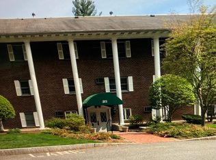 205 Great Rd APT A2, Acton, MA 01720