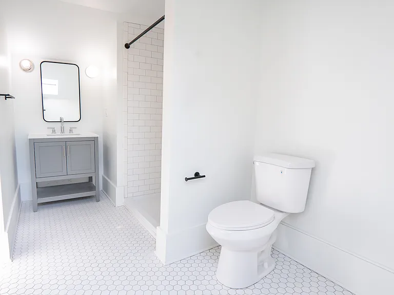 4402 Butler St — Photo 25