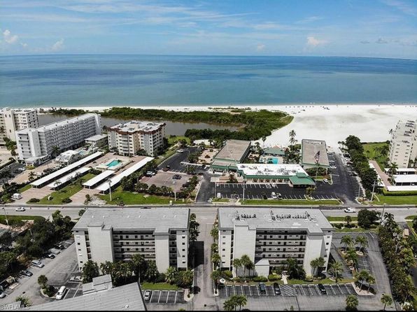 6895 Estero Blvd APT 564