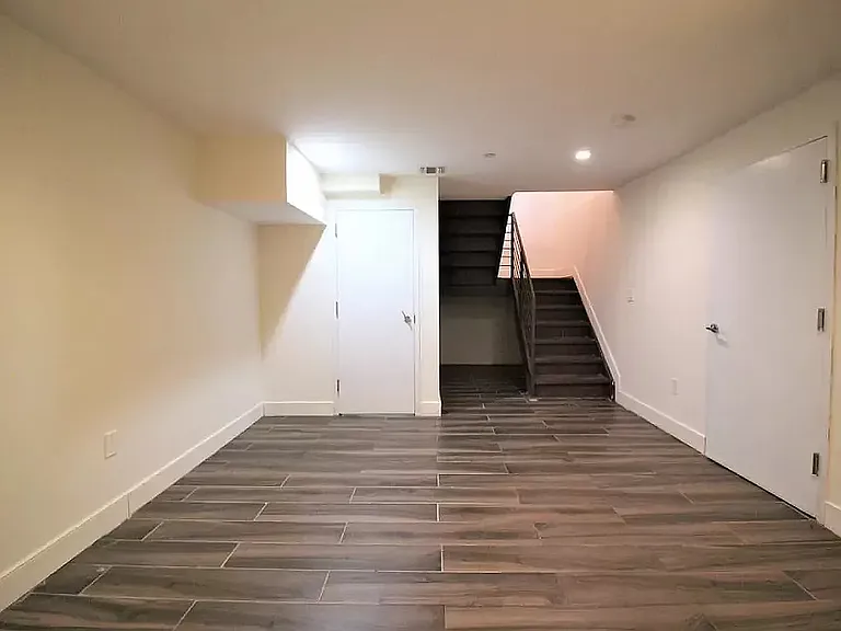 60 Jefferson St #1A — Photo 3