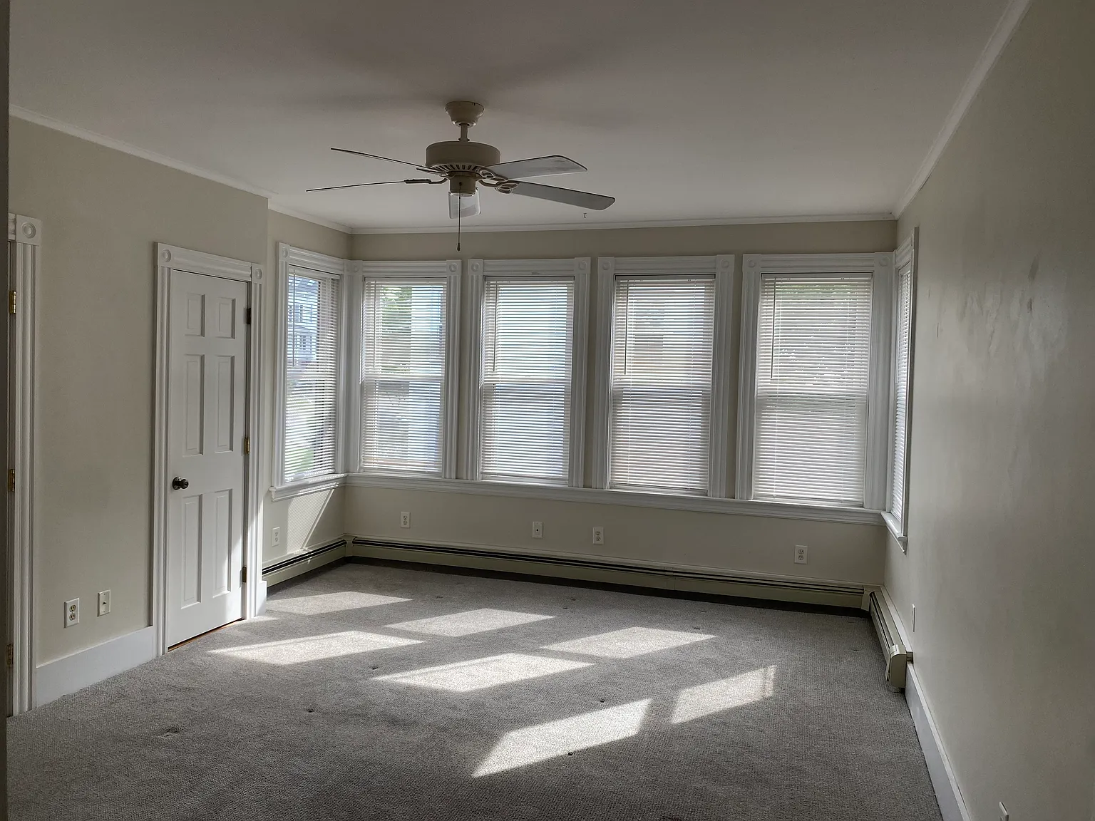 2 bed, 1200 sqft, $2,500 — Photo 4