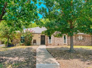26 Indian Trl, Hickory Creek, TX 75065