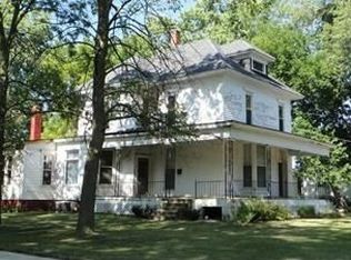 503 E 2nd St, Gilman, IL 60938