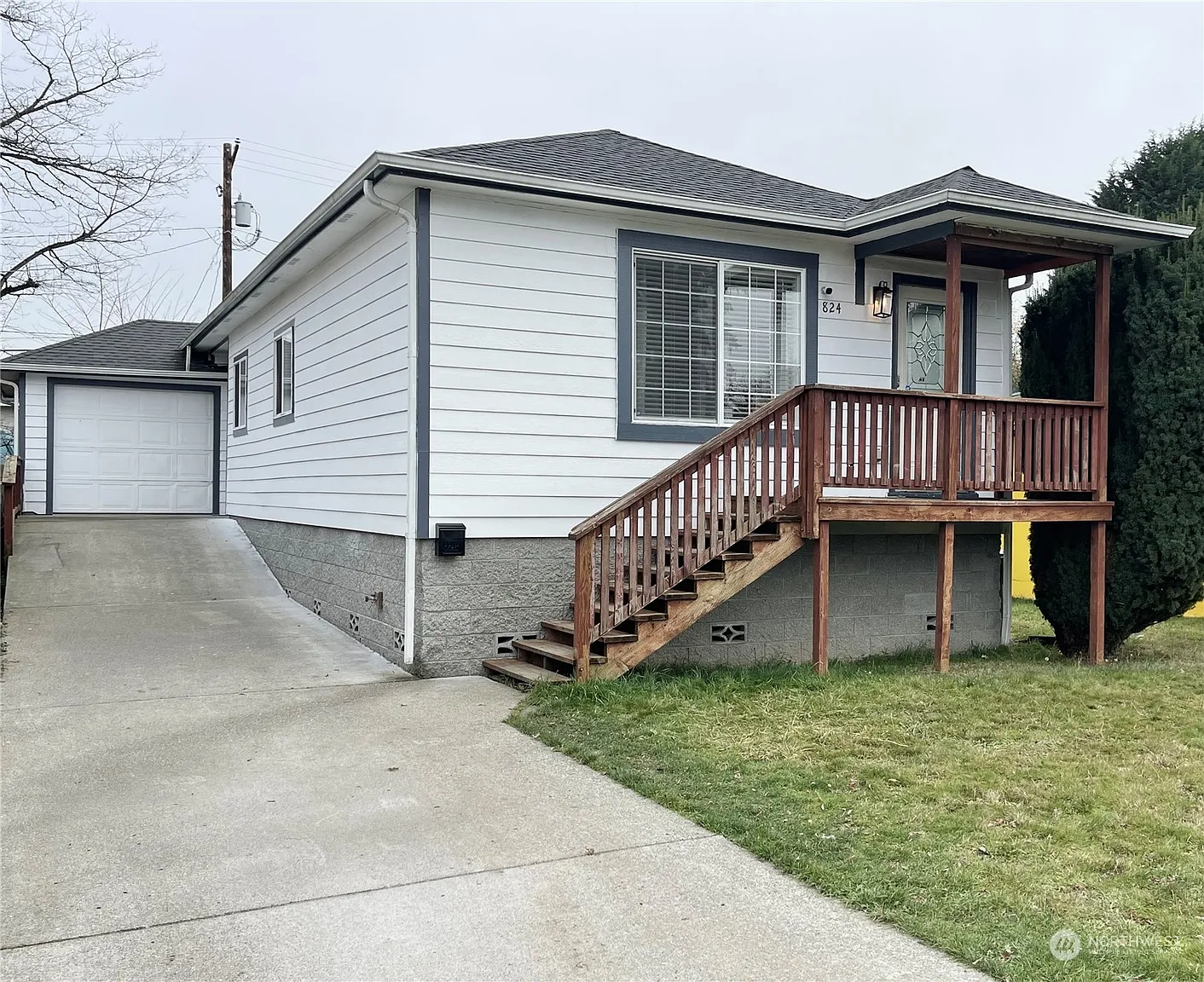824 S Silver Street photo 1