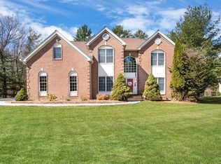 53 Hancock Rd, Franklin, MA 02038