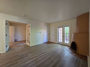 2600 W Zia Rd APT C1, Santa Fe, NM 87505