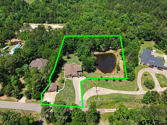 2nd image of 449 Greenhill Rd