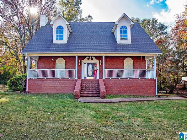 165 2nd St S, Sumiton, AL 35148